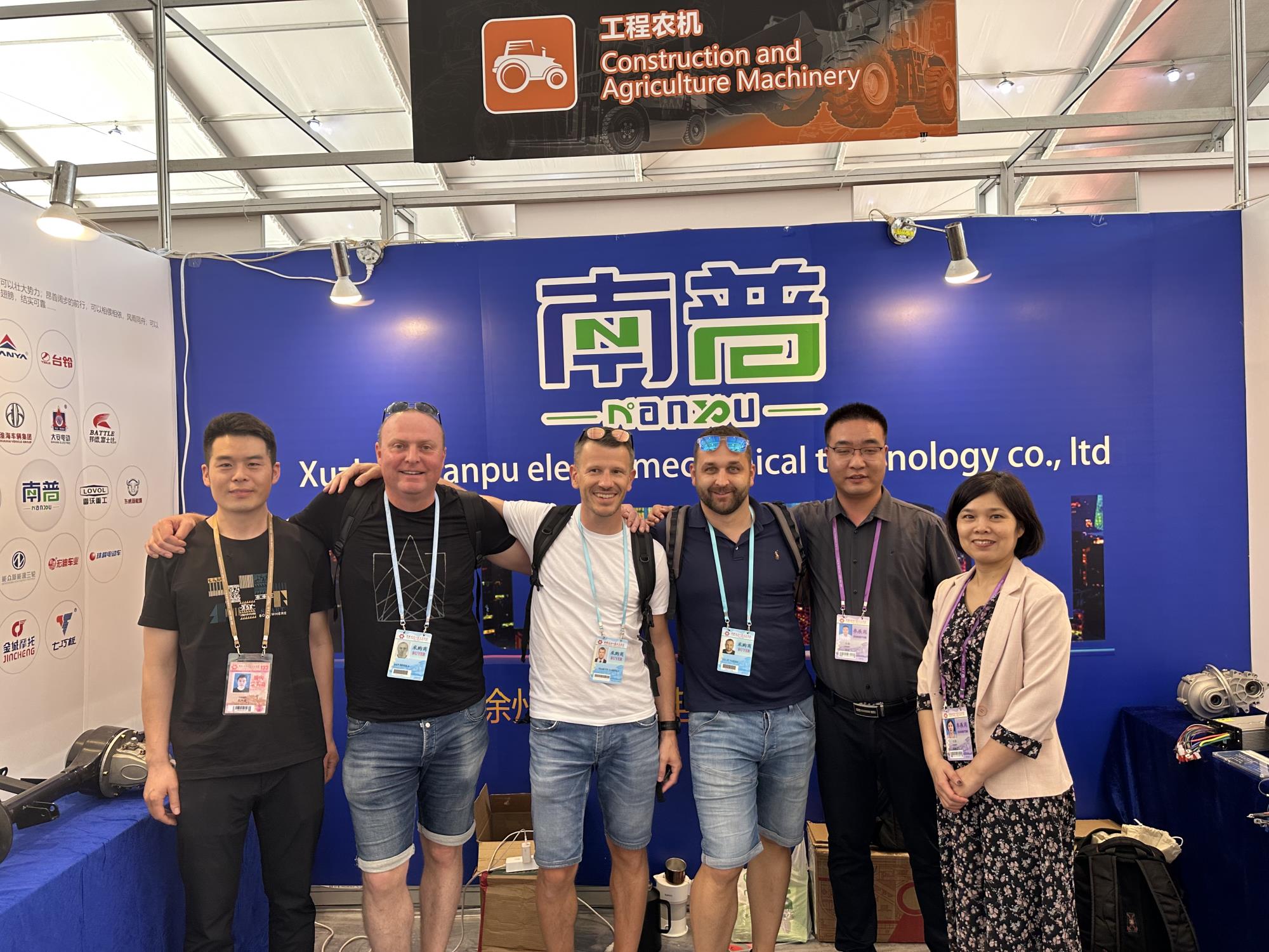 微信图片_20230419090429.jpg 微信图片_20230419090429.jpg